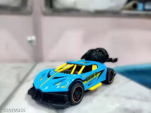Mini Metal Pull-Back Car with Mist Smoke Spray and Light Up – Multicolor Racing Car Small Size Toy Car for Kids